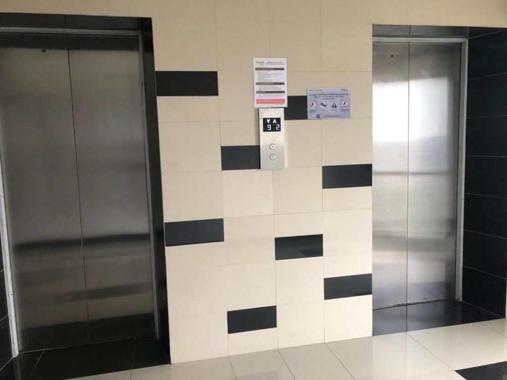 Apartment Grand Sentraland Karawang Manage By Laguna Room Exterior photo