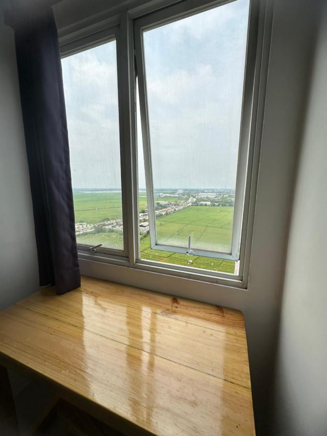 Apartment Grand Sentraland Karawang Manage By Laguna Room Exterior photo