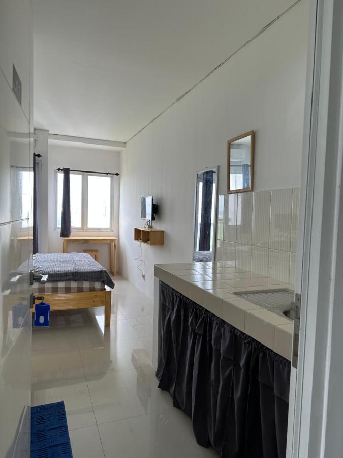Apartment Grand Sentraland Karawang Manage By Laguna Room Exterior photo