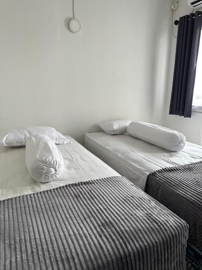 Apartment Grand Sentraland Karawang Manage By Laguna Room Exterior photo